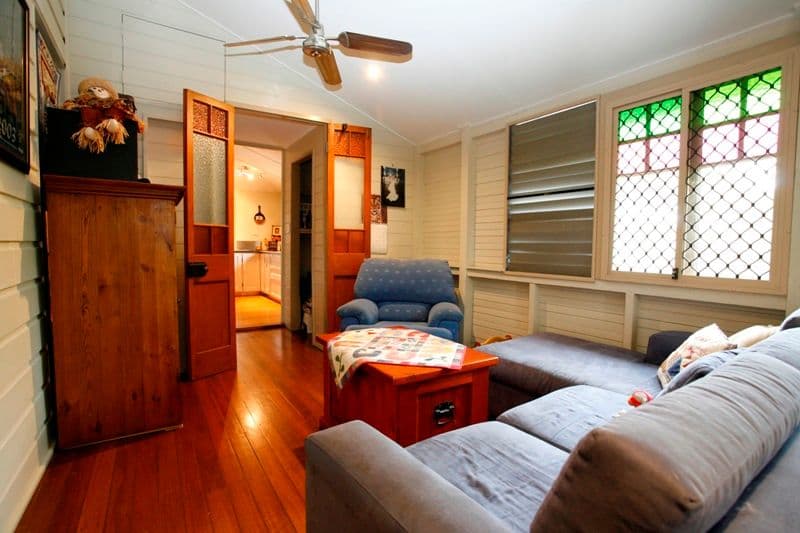 12  Ninth Avenue, RAILWAY ESTATE QLD 4810, Railway Estate - Thumbnail 7