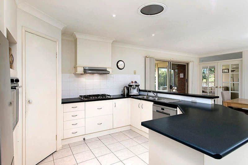 10 Norfolk Crescent, Shell Cove - Thumbnail 8