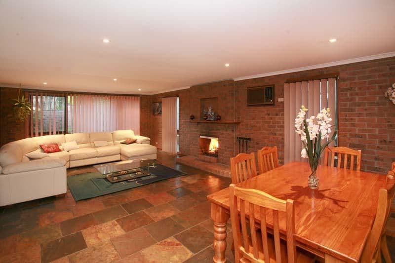 79 Sunnybrook Drive, WHEELERS HILL VIC 3150, Wheelers Hill - Thumbnail 4