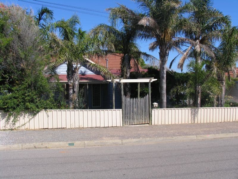 8 Saltash Avenue, CHRISTIES BEACH SA 5165, Christies Beach - Thumbnail 7
