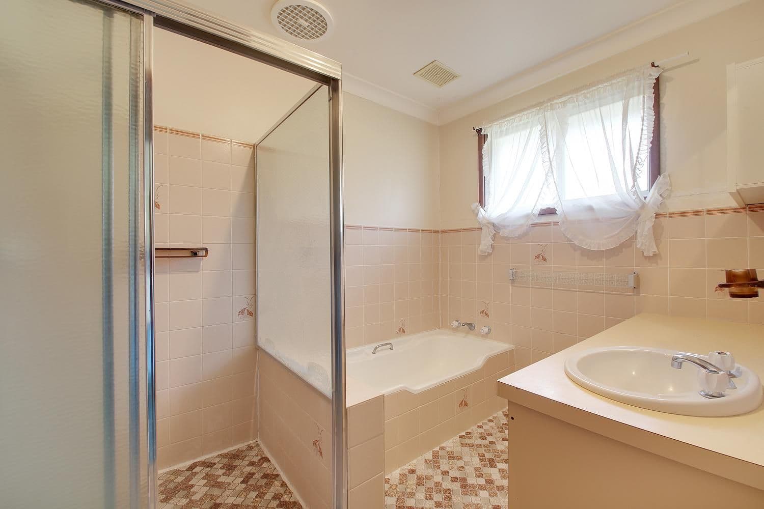 36 Dixon Street, GOULBURN NSW 2580, Goulburn - Thumbnail 5
