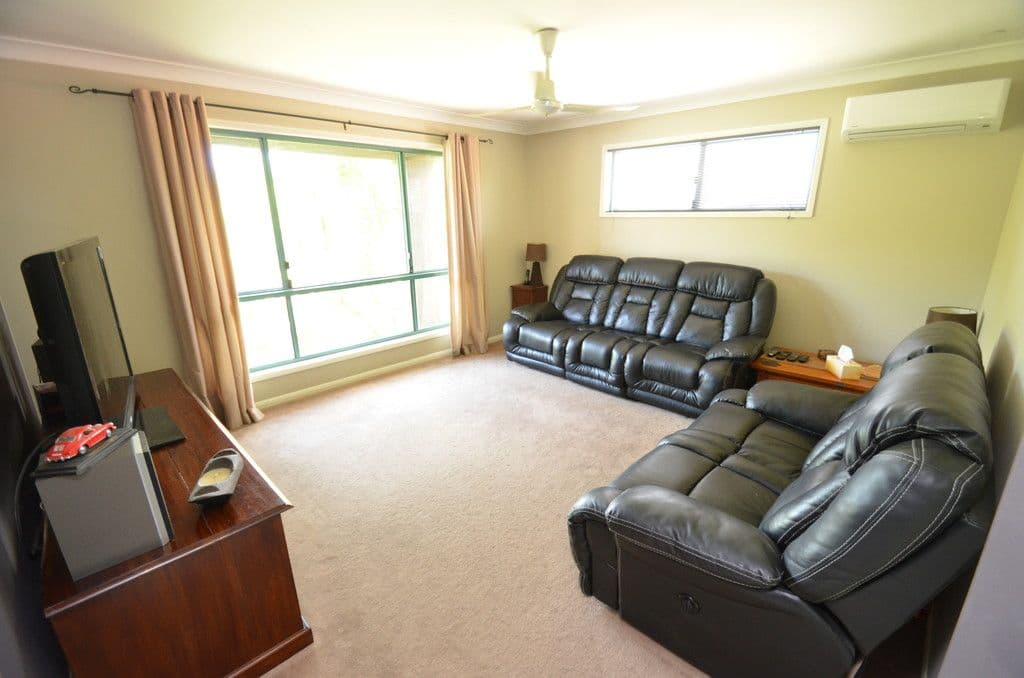 32 Ingles Circuit, Arundel QLD 4214, Arundel - Thumbnail 8