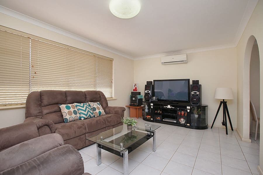 12 Vellgrove Avenue, Parkwood WA 6147, Parkwood - Thumbnail 4