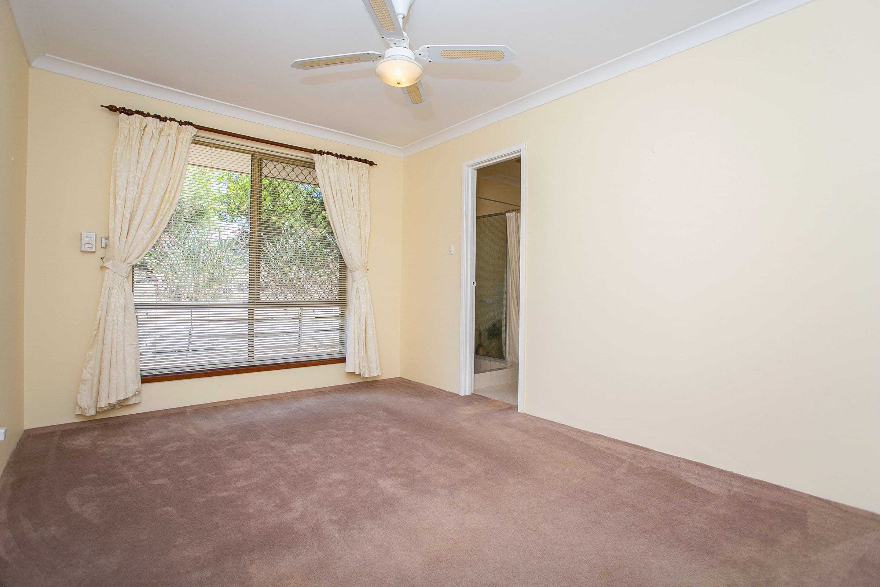 8 Pyrmont Place, Greenmount WA 6056, Greenmount - Thumbnail 8
