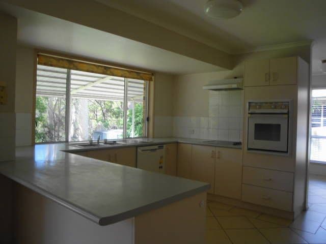 61 Hooper Crescent, TEWANTIN QLD 4565, Tewantin - Thumbnail 2