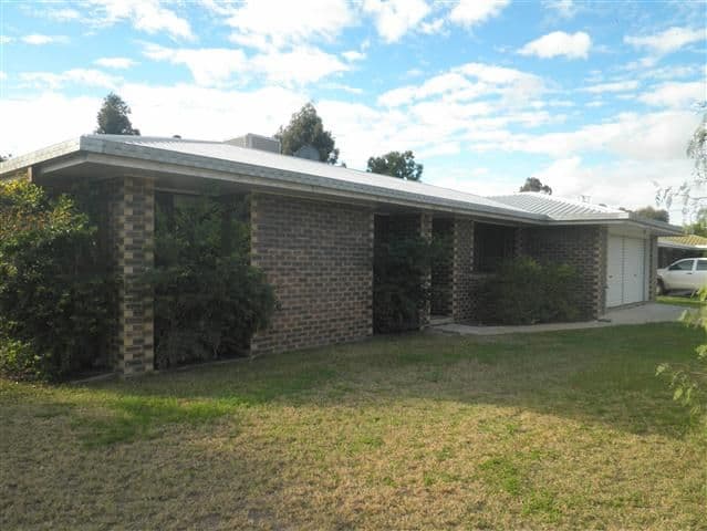 9 Alexander Avenue, ROMA QLD 4455, Roma - Image 1
