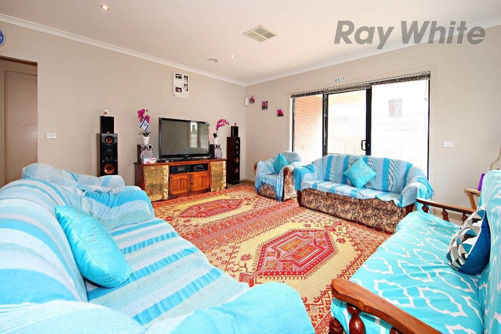27 Windrest Way, Point Cook VIC 3030, Point Cook - Thumbnail 8