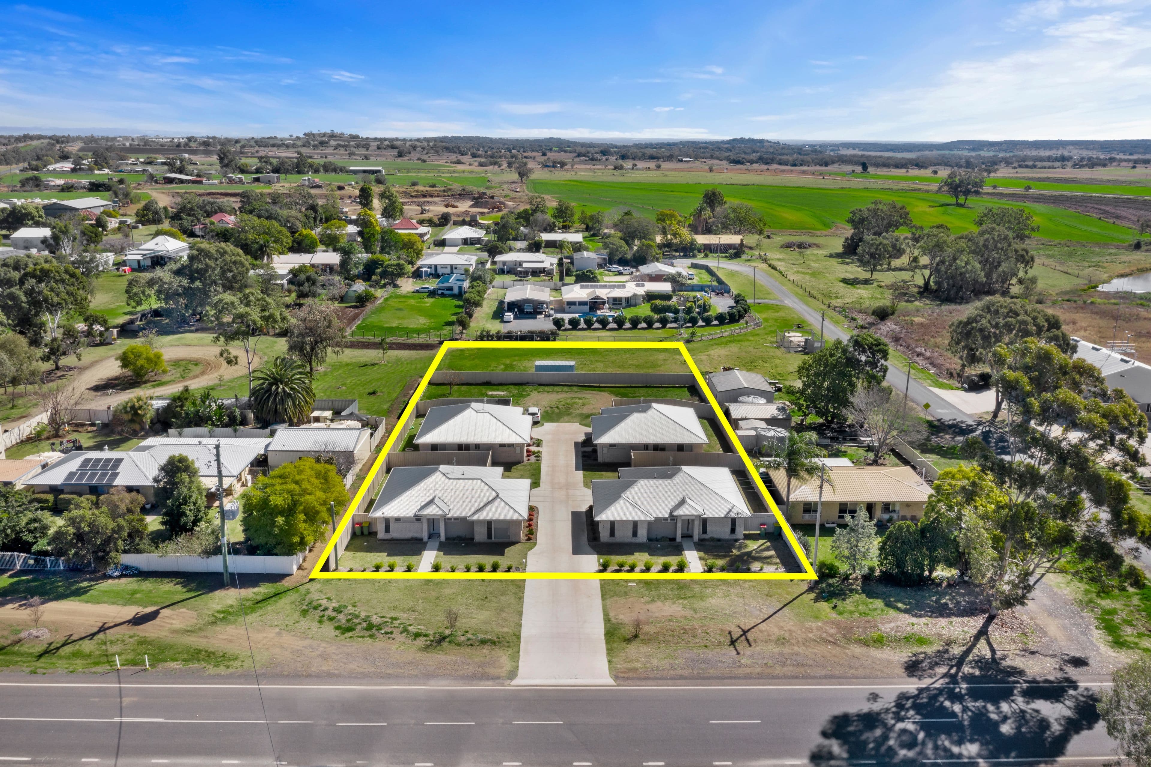 3 & 5 Helens Street, PITTSWORTH QLD 4356, Pittsworth - Thumbnail 2