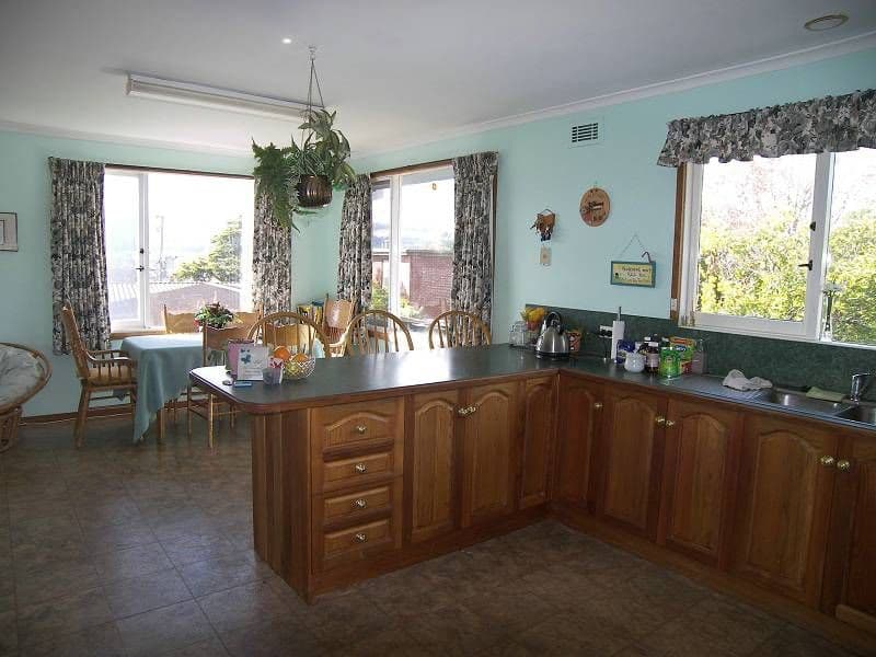 7 Rossmoyne Street, NORWOOD TAS 7250, Norwood - Thumbnail 2