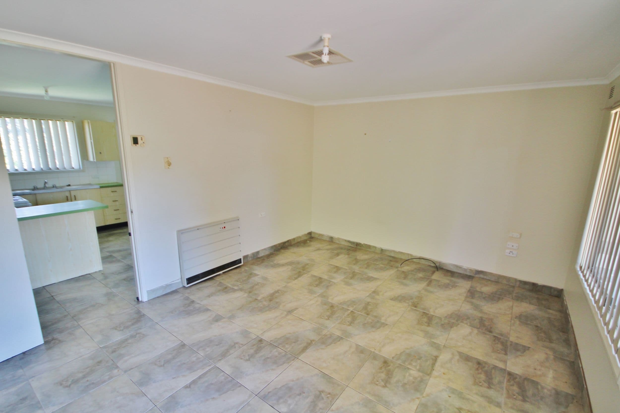 58 Orchard Street, Young - Thumbnail 5