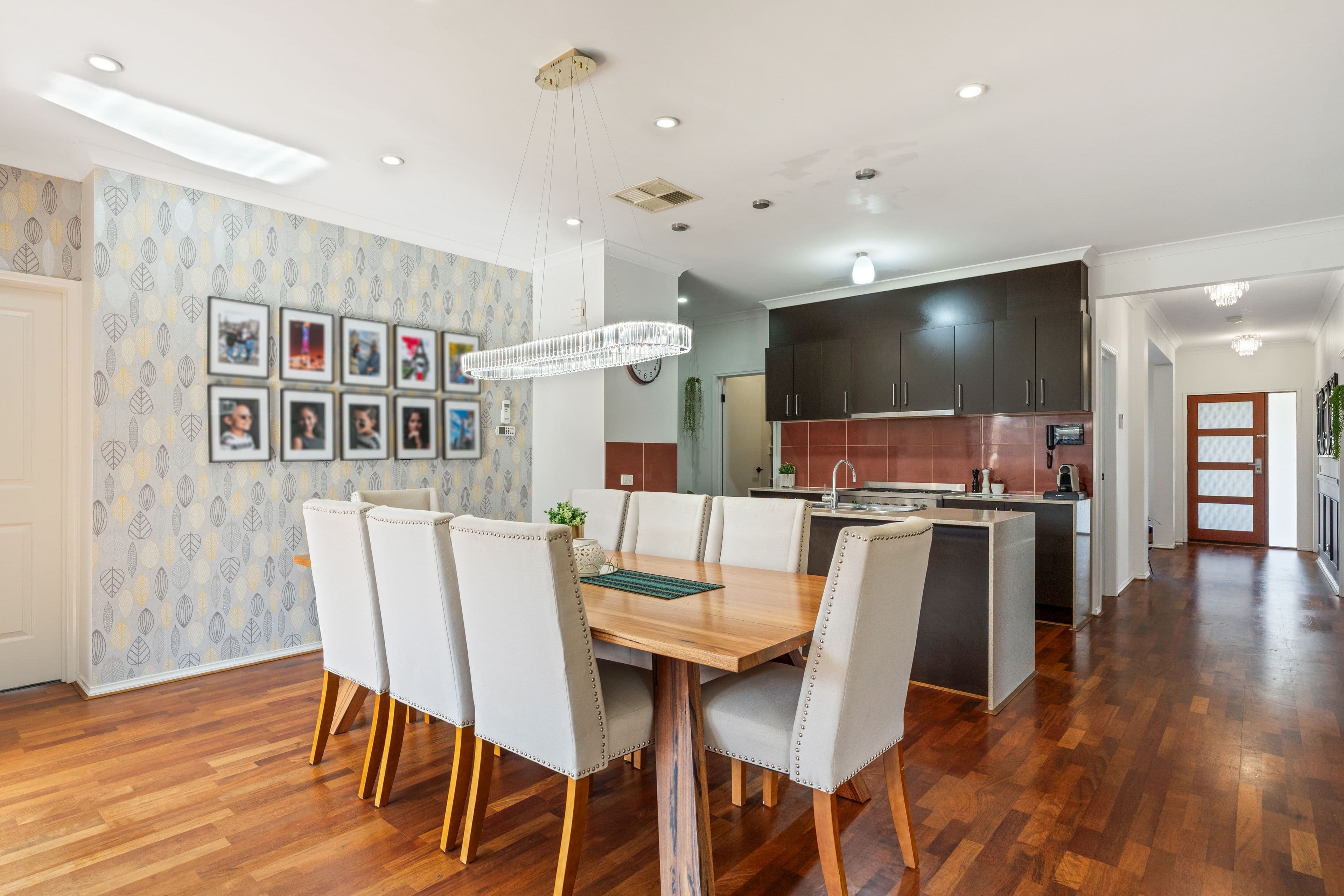 3 Bottlebrush Road, Craigieburn VIC 3064, Craigieburn - Thumbnail 2