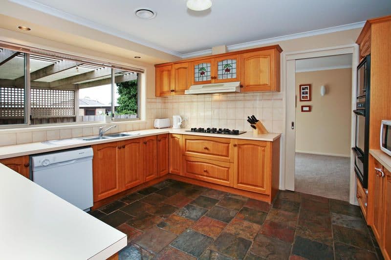 9 Camira Court, GROVEDALE VIC 3216, Grovedale - Thumbnail 3
