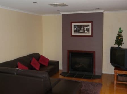 638 Briardale Road, LAVINGTON NSW 2641, Lavington - Thumbnail 4