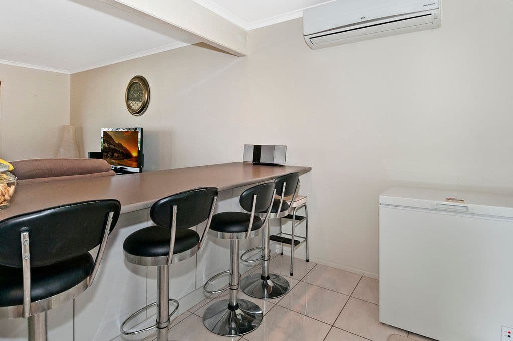 11 Errol Street, Loganlea QLD 4131, Loganlea - Thumbnail 7