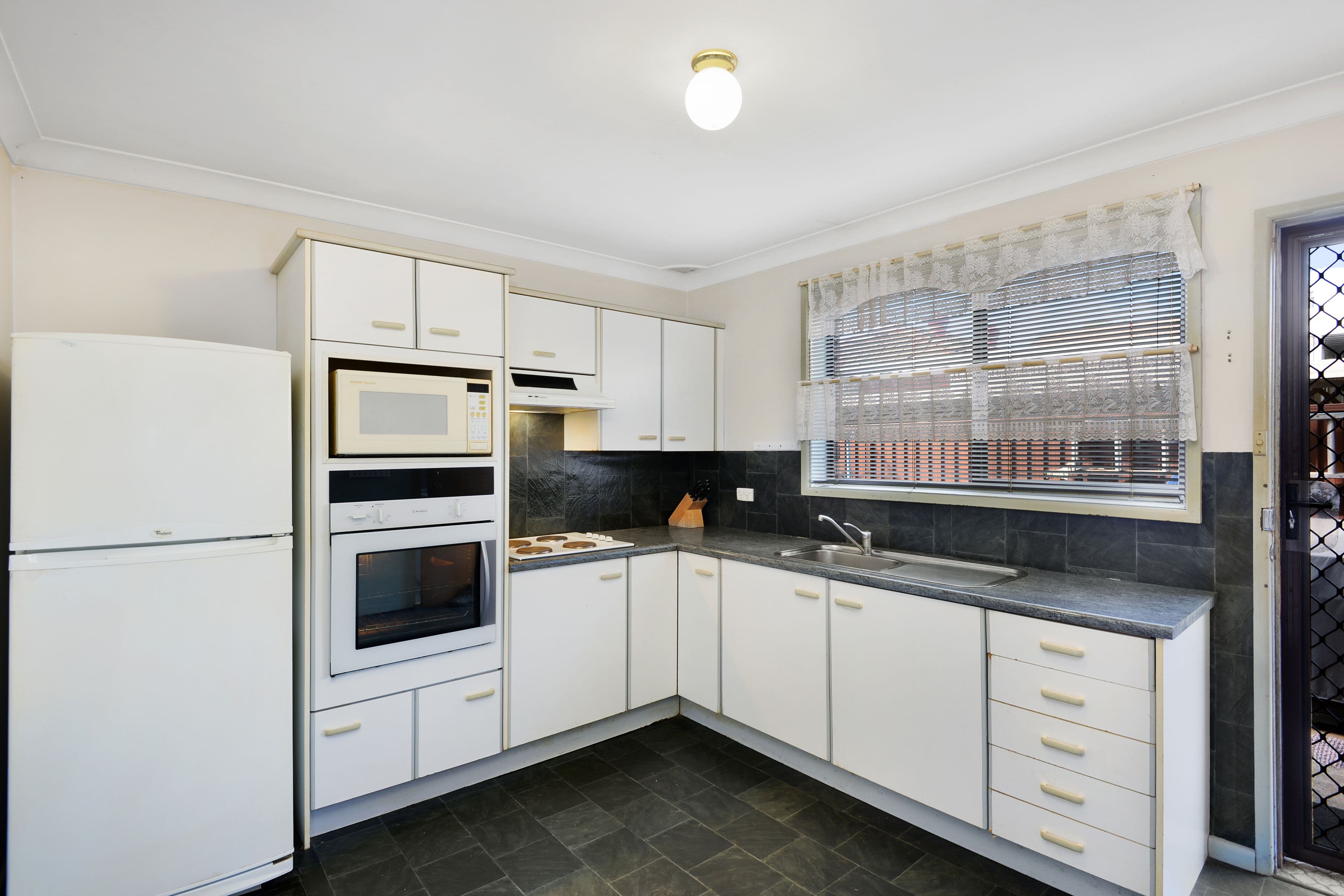 19-21 Victoria Road, Macquarie Fields NSW 2564, Macquarie Fields - Thumbnail 3