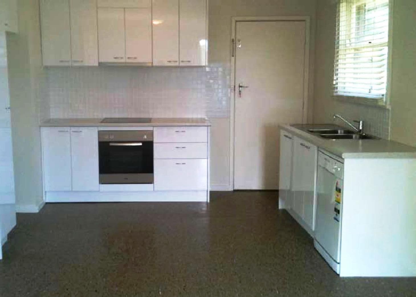 15 Joanne Street, WOONONA NSW 2517, Woonona - Thumbnail 4