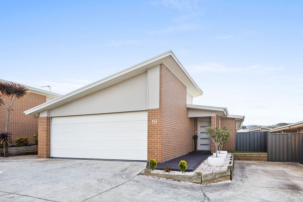 10/102 Kanahooka Road, Kanahooka - Image 1