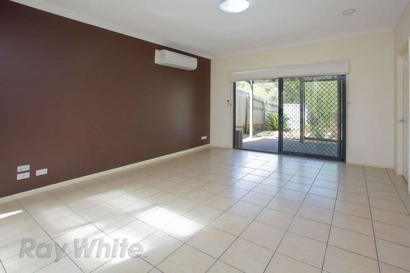 58 Swallowtail Crescent, SPRINGFIELD LAKES QLD 4300, Springfield Lakes - Thumbnail 4