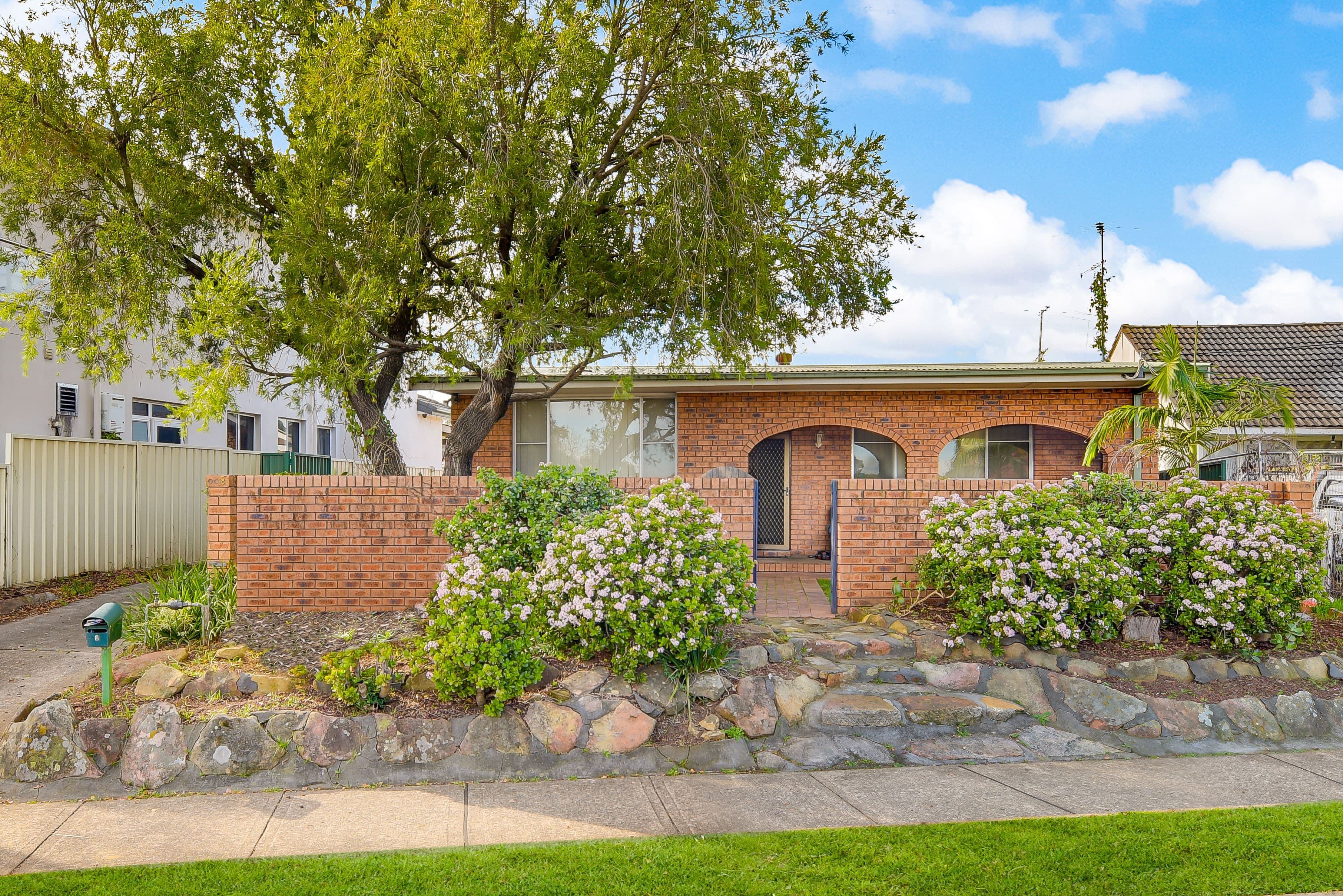 8 Bradbury Avenue, Campbelltown - Image 1