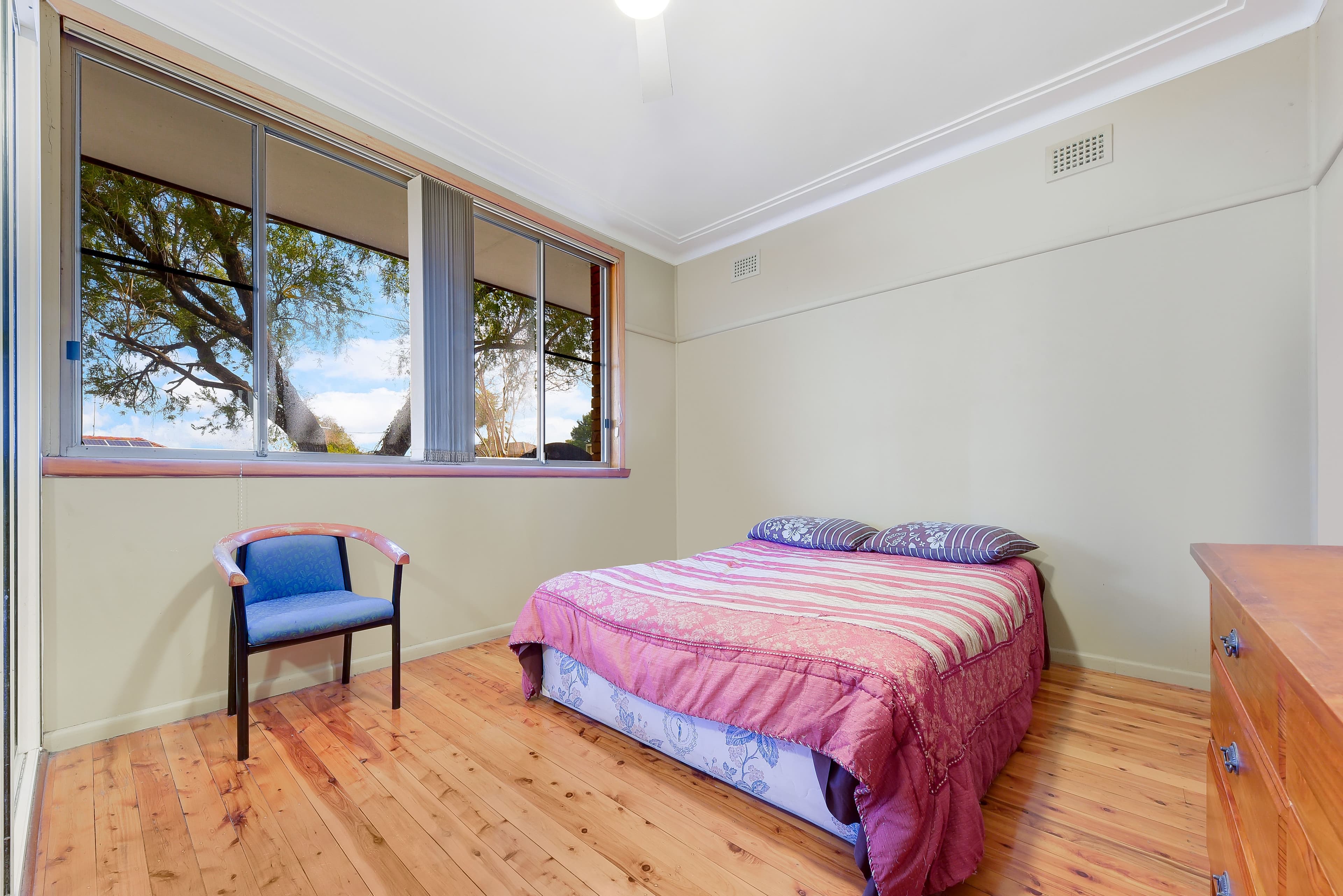 8 Bradbury Avenue, Campbelltown - Thumbnail 6
