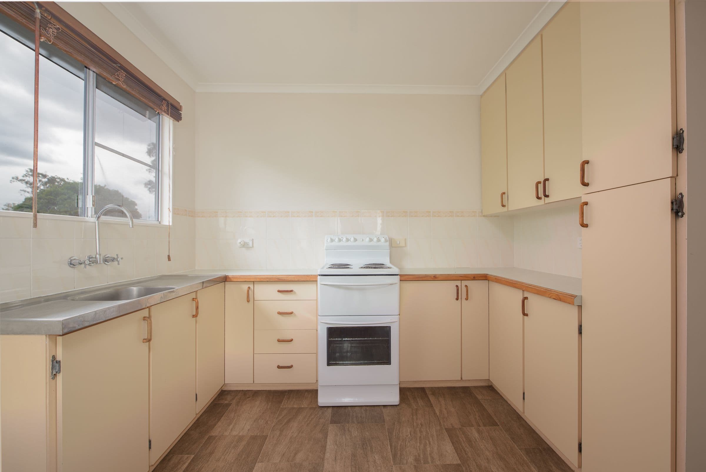 17 Alder Street, New Auckland QLD 4680, New Auckland - Thumbnail 2