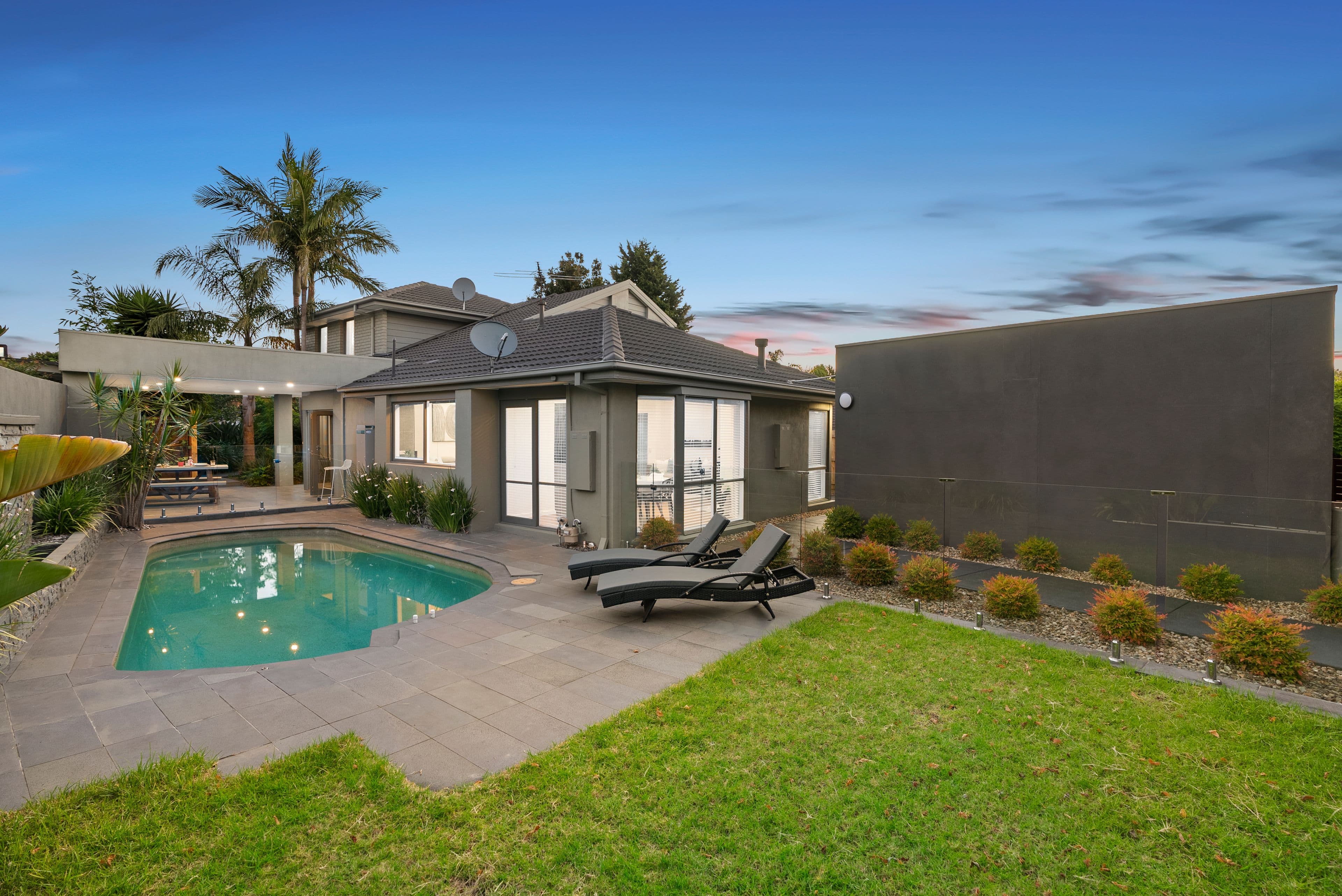 1 Geoffrey Avenue, Valley View SA 5093, Valley View - Image 1