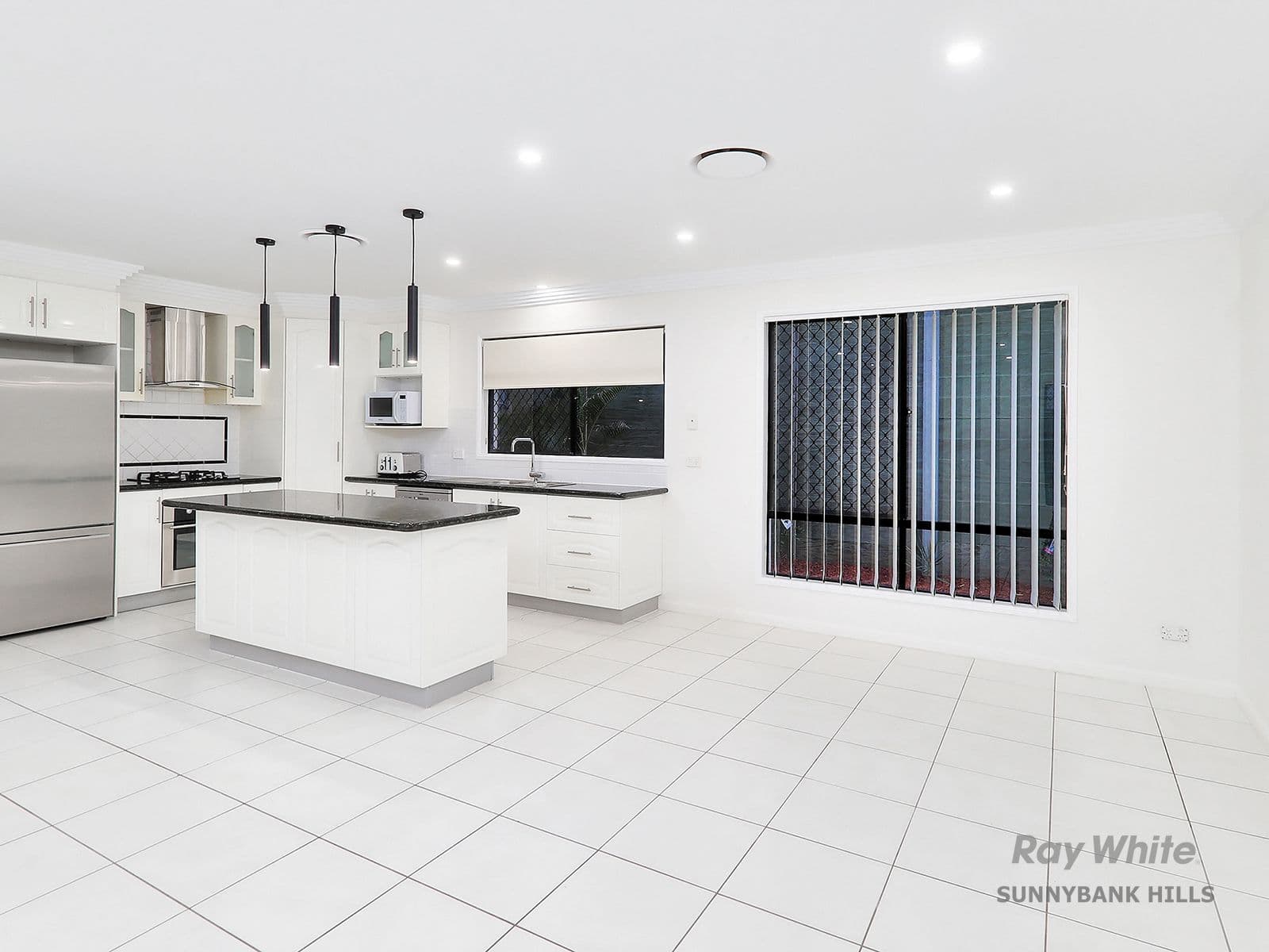 28 Harvey Place, Calamvale QLD 4116, Calamvale - Thumbnail 5