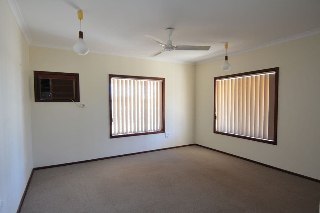 19 Castrini Crescent, Carnarvon WA 6701, Brockman - Thumbnail 3