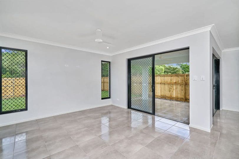 82 Seaways Street, Trinity Beach QLD 4879, Trinity Beach - Thumbnail 7