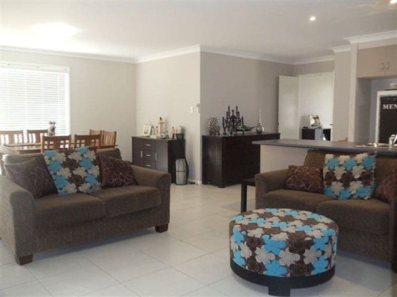 17 Edwin Street, WESTBROOK QLD 4350, Westbrook - Thumbnail 4