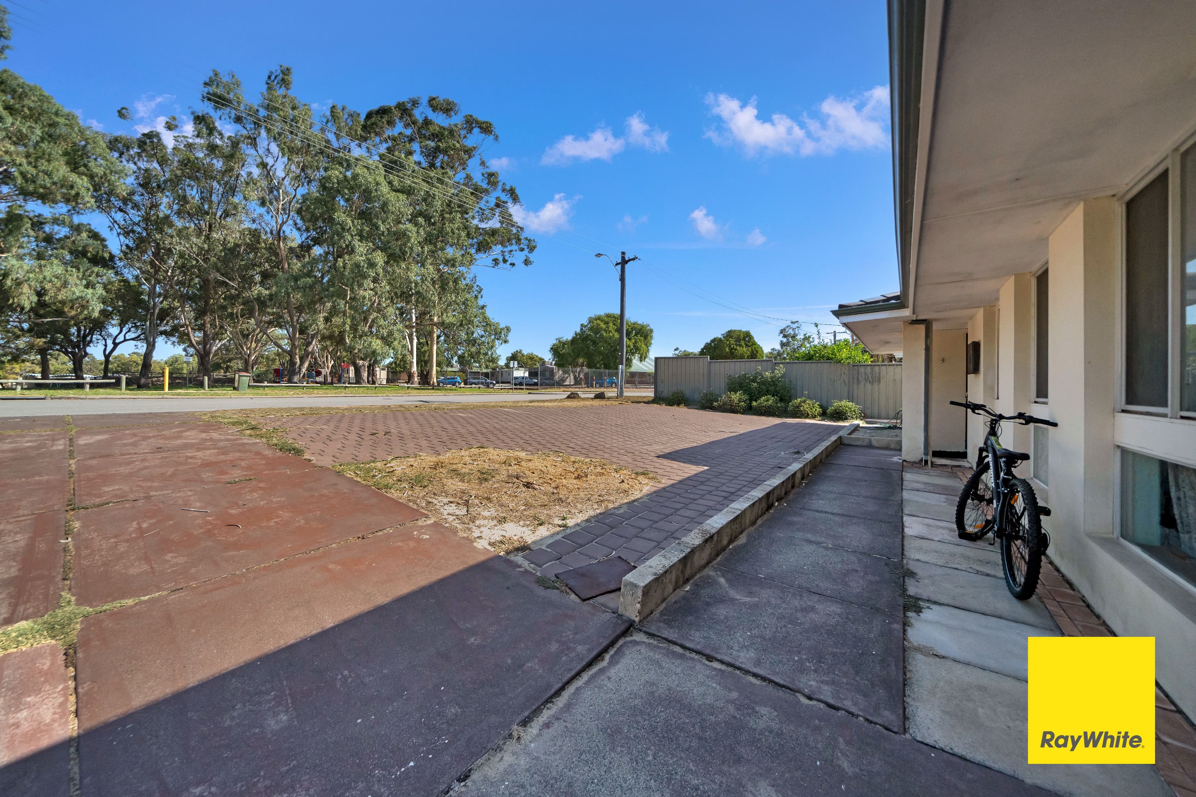 57 Burbridge Avenue, Koondoola WA 6064, Koondoola - Thumbnail 3
