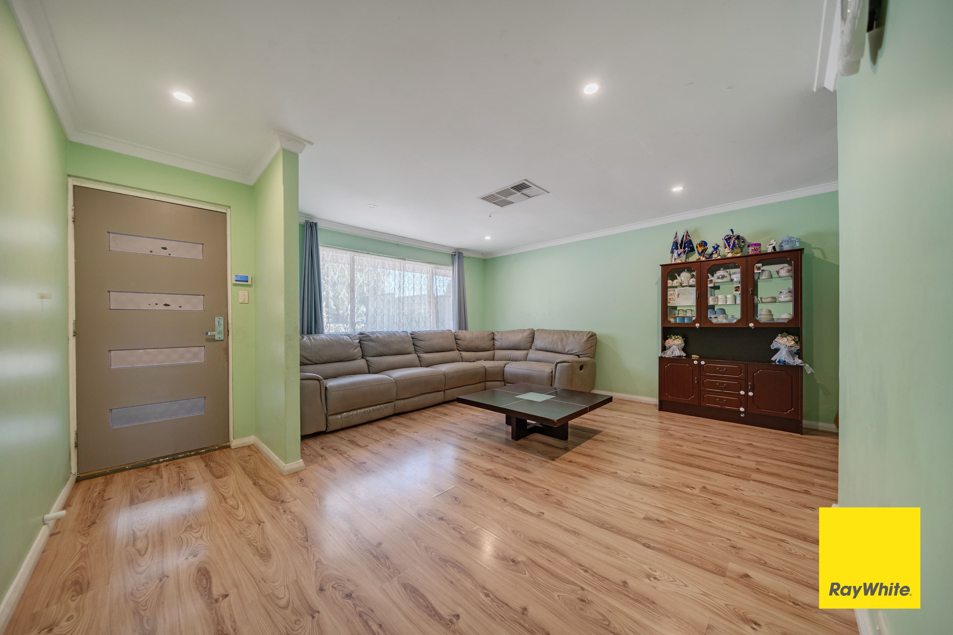 57 Burbridge Avenue, Koondoola WA 6064, Koondoola - Thumbnail 4