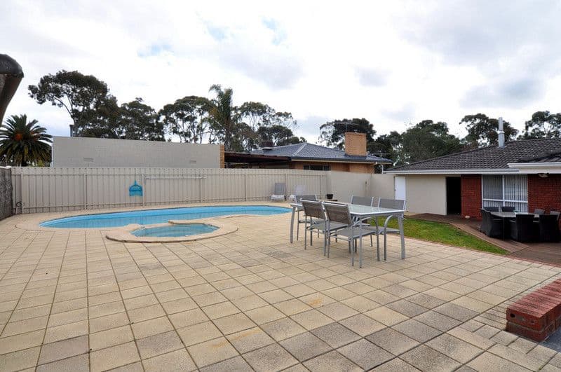 19 Justine Street, FLAGSTAFF HILL SA 5159, Flagstaff Hill - Thumbnail 4