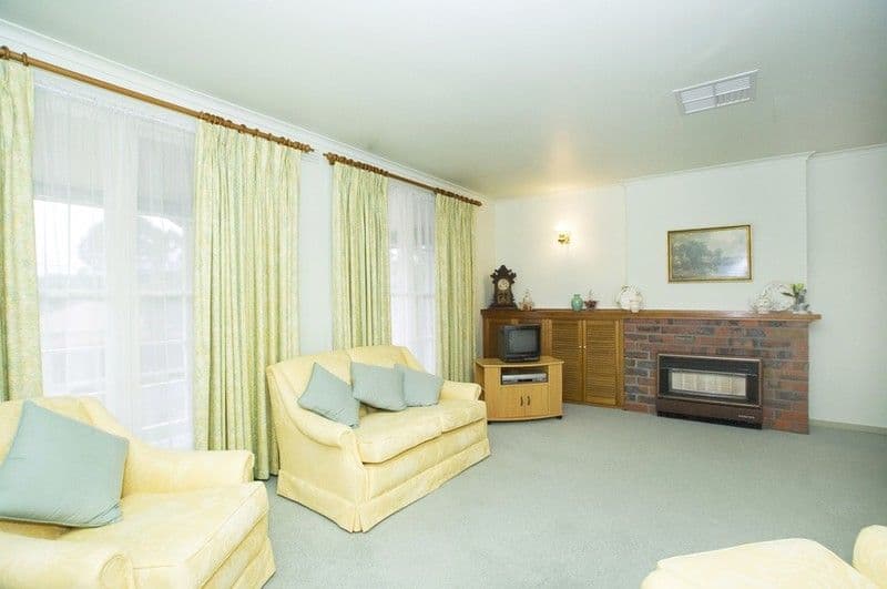20 WALLARA Crescent, CROYDON VIC 3136, Croydon - Thumbnail 5