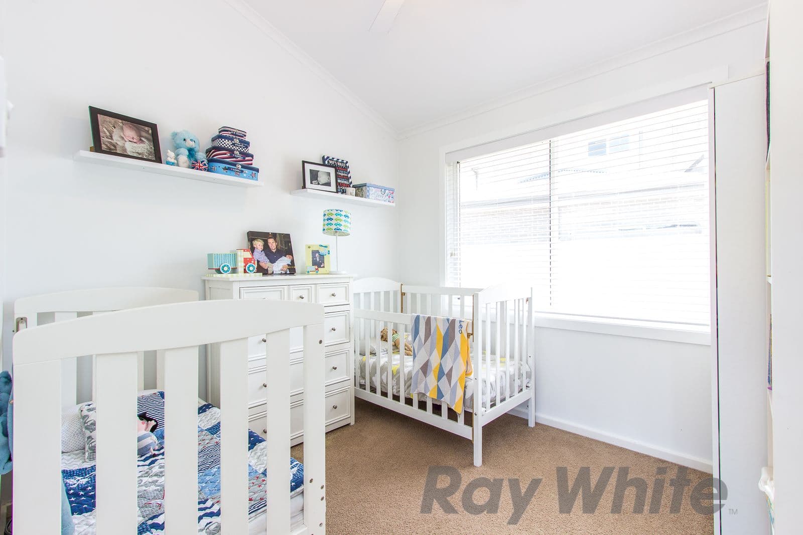 9 Whitburn Close, Charlestown - Thumbnail 8
