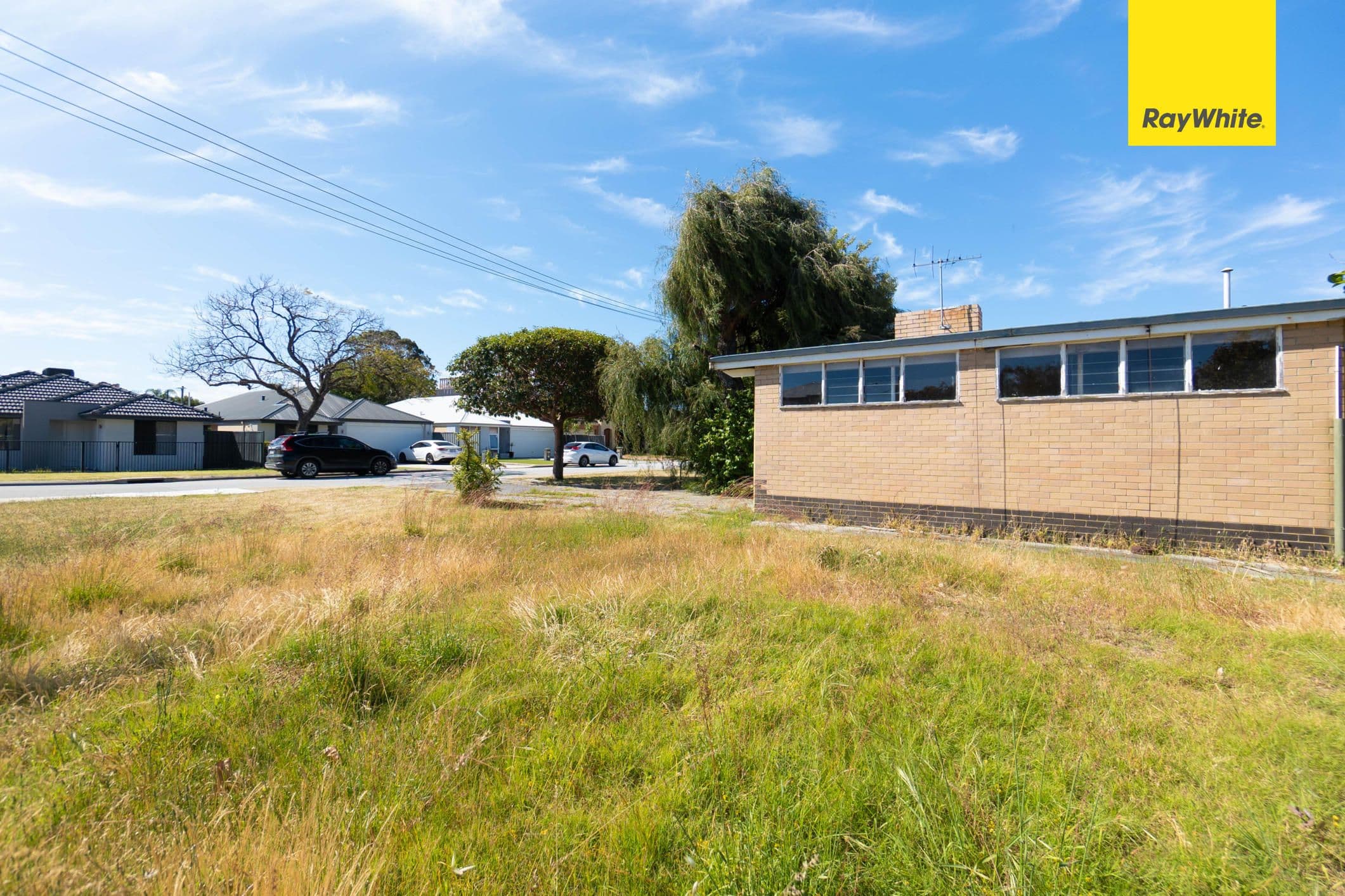 2 Laurie Street, Kewdale WA 6105, Kewdale - Thumbnail 3