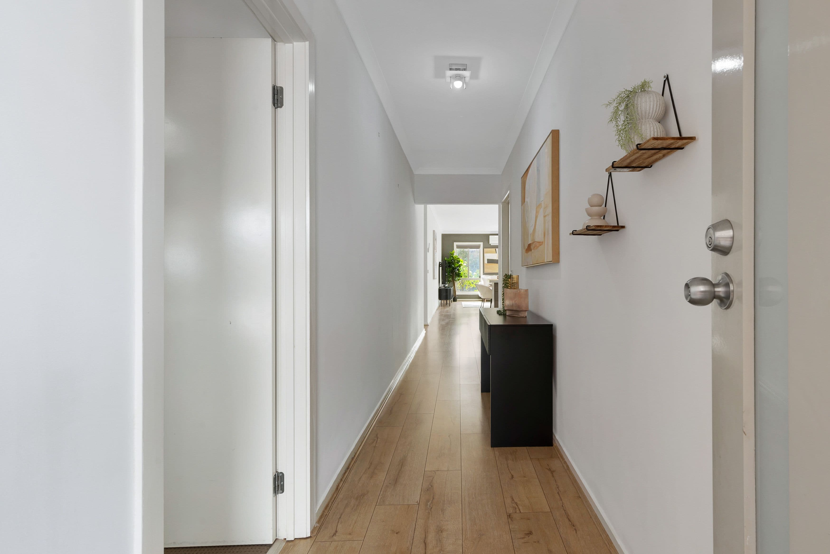 4 Eastleigh Street, Craigieburn VIC 3064, Craigieburn - Thumbnail 2