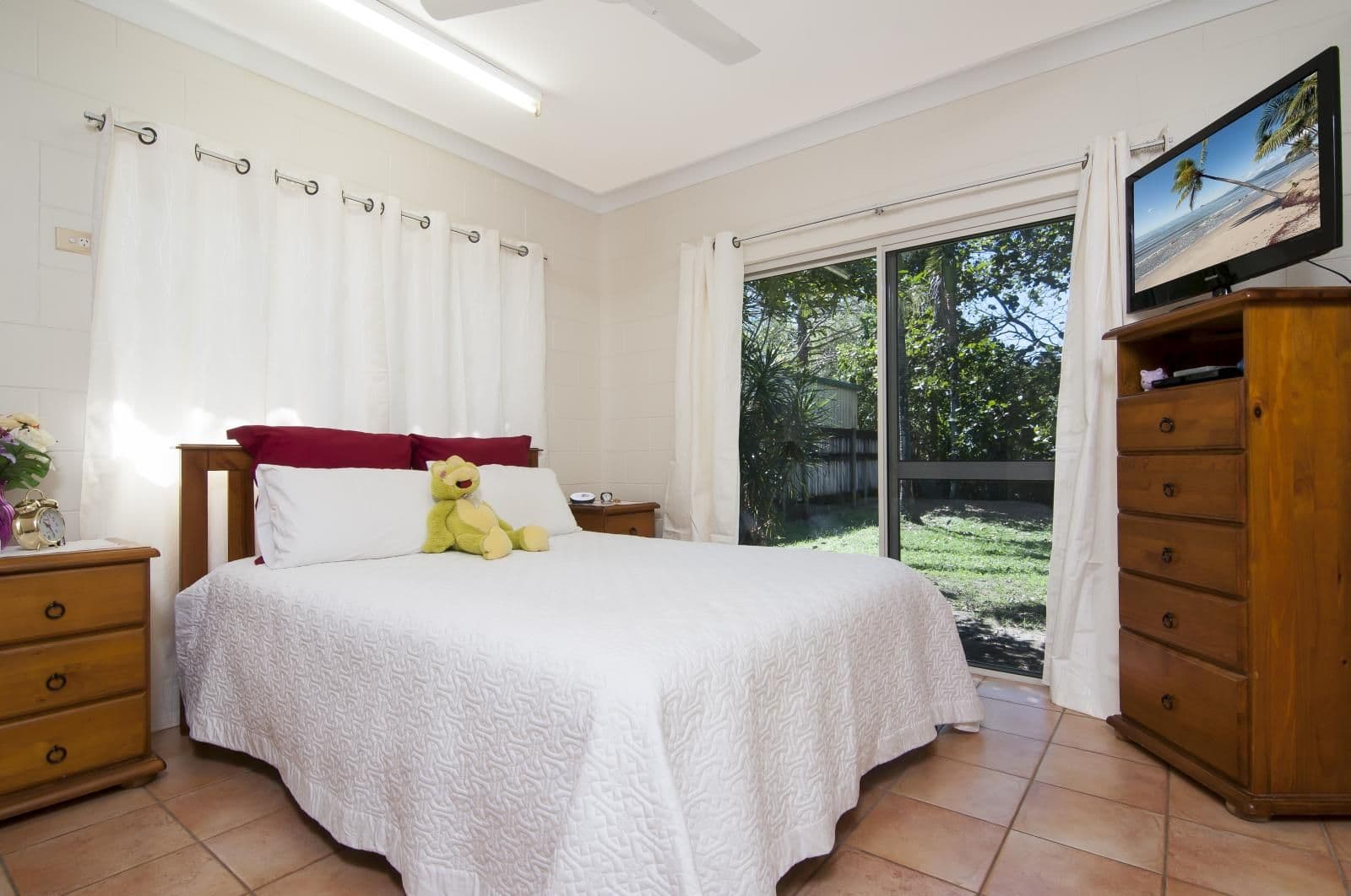 6 Ives Avenue, WONGA BEACH QLD 4873, Wonga Beach - Thumbnail 6