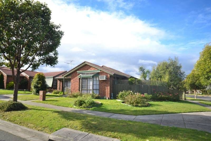 2 Tourmaline Crescent, WHEELERS HILL VIC 3150, Wheelers Hill - Thumbnail 6
