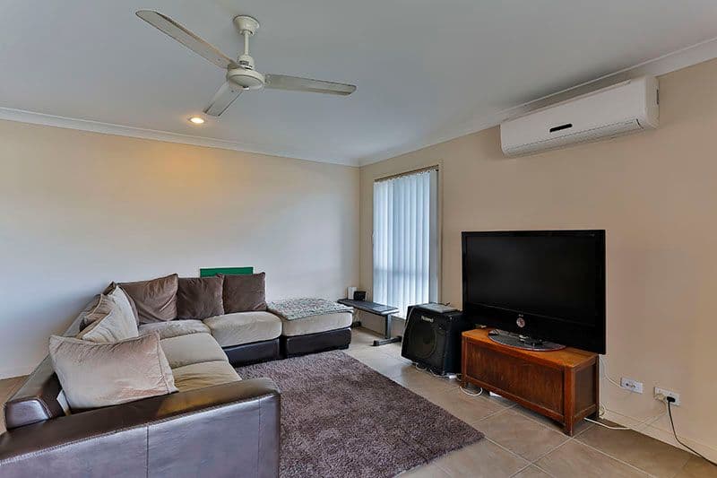 8 Latham Court, WILSONTON HEIGHTS QLD 4350, Wilsonton Heights - Thumbnail 2
