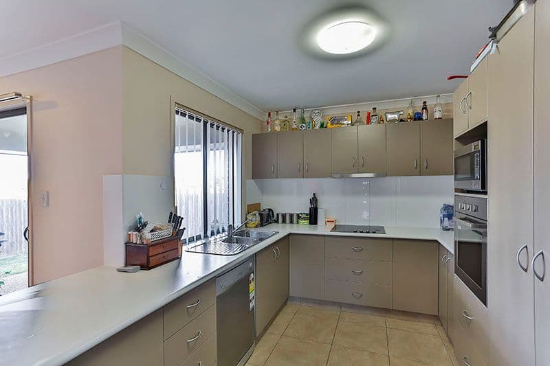 8 Latham Court, WILSONTON HEIGHTS QLD 4350, Wilsonton Heights - Thumbnail 4