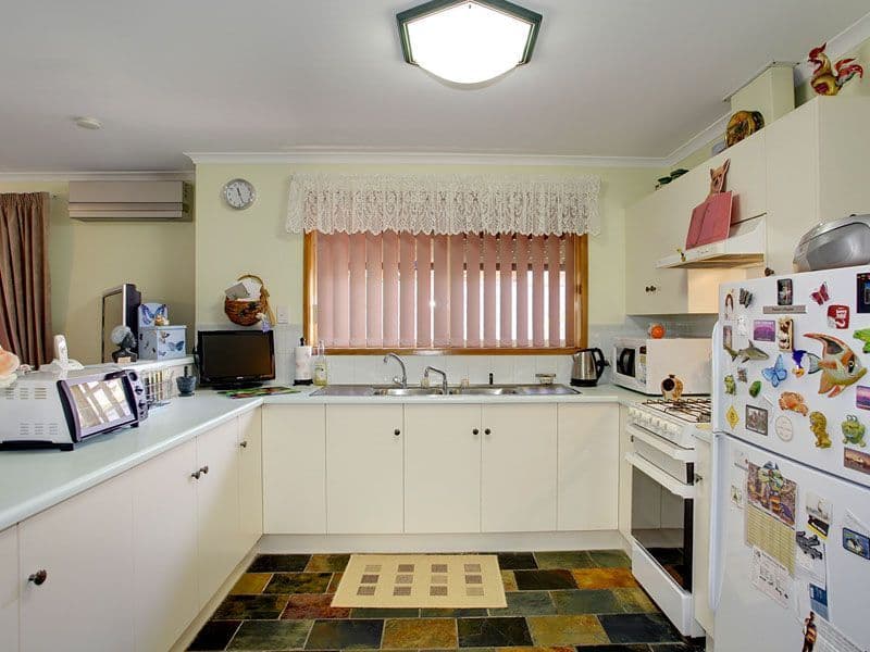 9 Claridge Court, HUNTFIELD HEIGHTS SA 5163, Huntfield Heights - Thumbnail 2