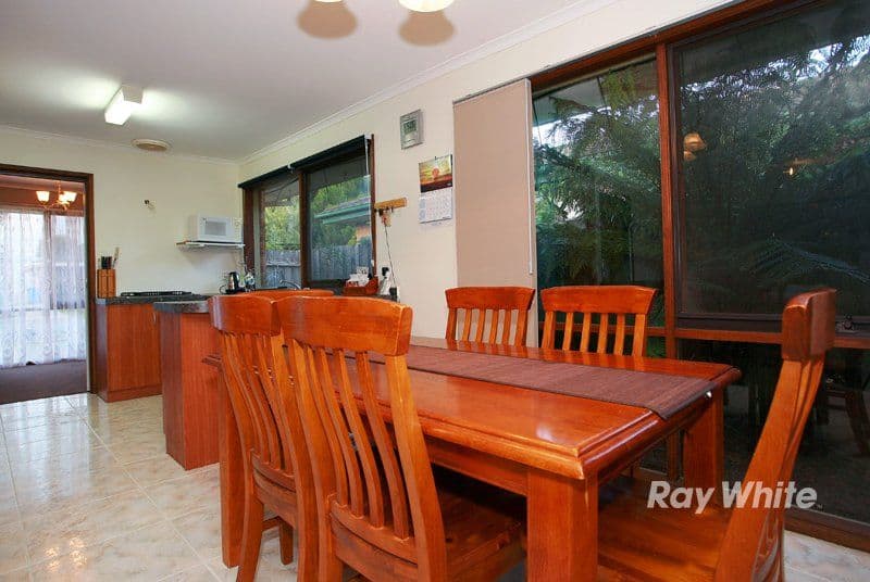 10 Denham Crescent, CRANBOURNE VIC 3977, Cranbourne North - Thumbnail 4