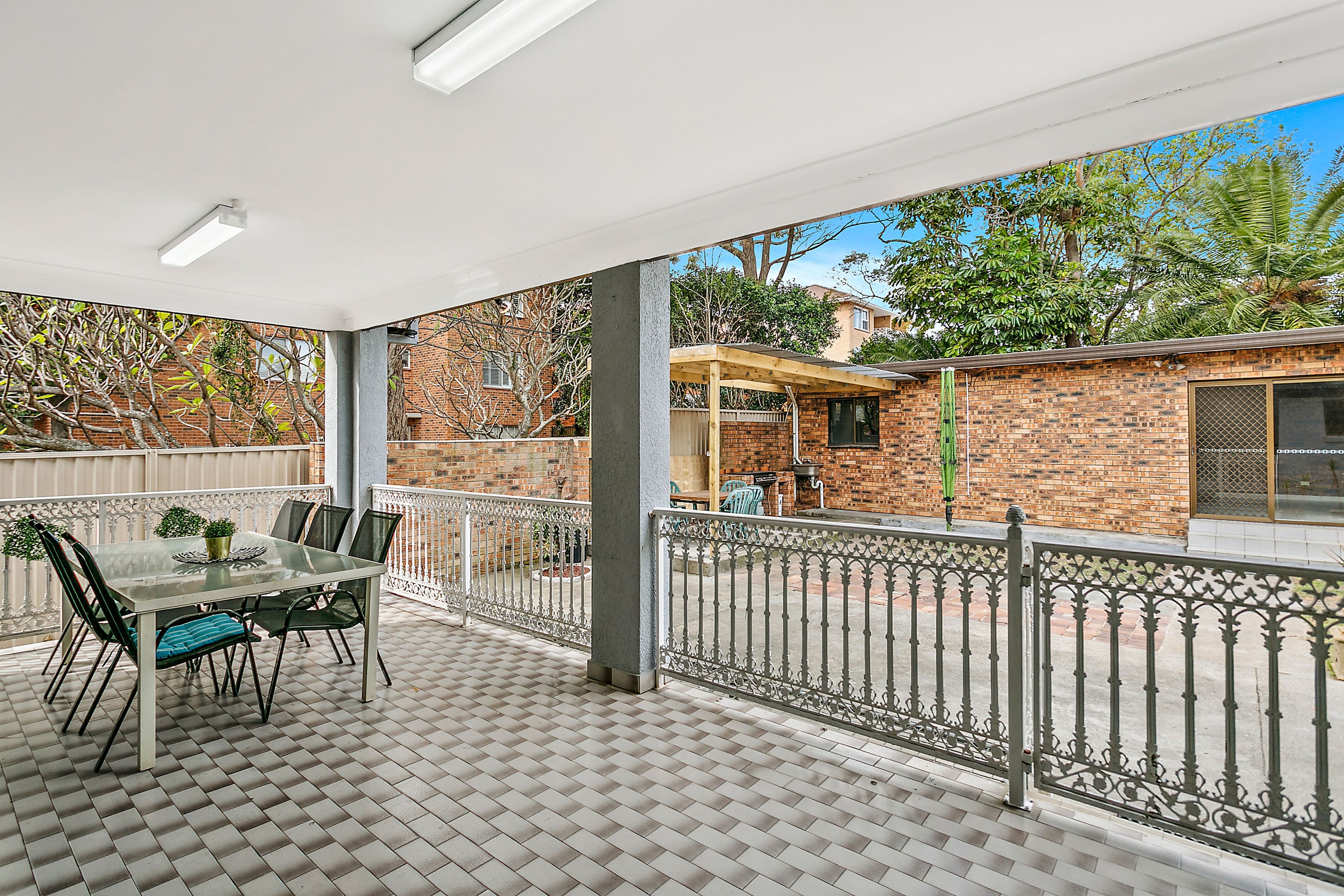 19 Clive Street, West Footscray - Thumbnail 2