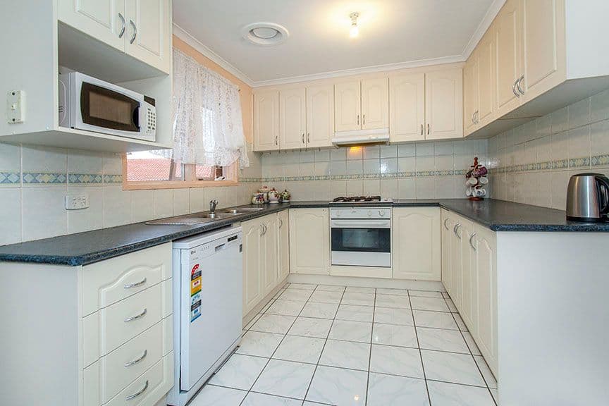 2 Luton Court, Keysborough VIC 3173, Keysborough - Thumbnail 8
