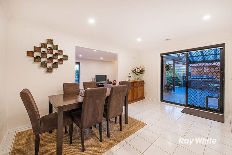 6 Emoh Close, Cranbourne VIC 3977, Cranbourne - Thumbnail 4