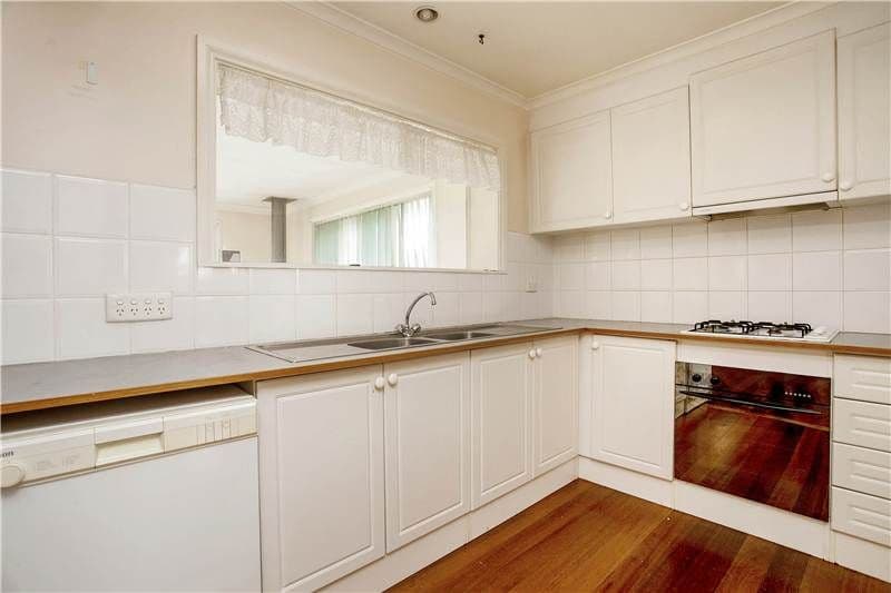 102 McClelland Avenue, LARA VIC 3212, Lara - Thumbnail 3