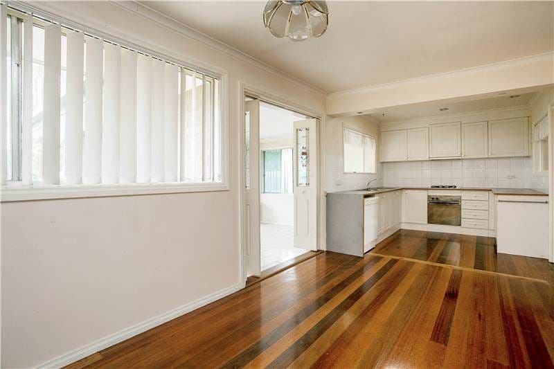 102 McClelland Avenue, LARA VIC 3212, Lara - Thumbnail 4