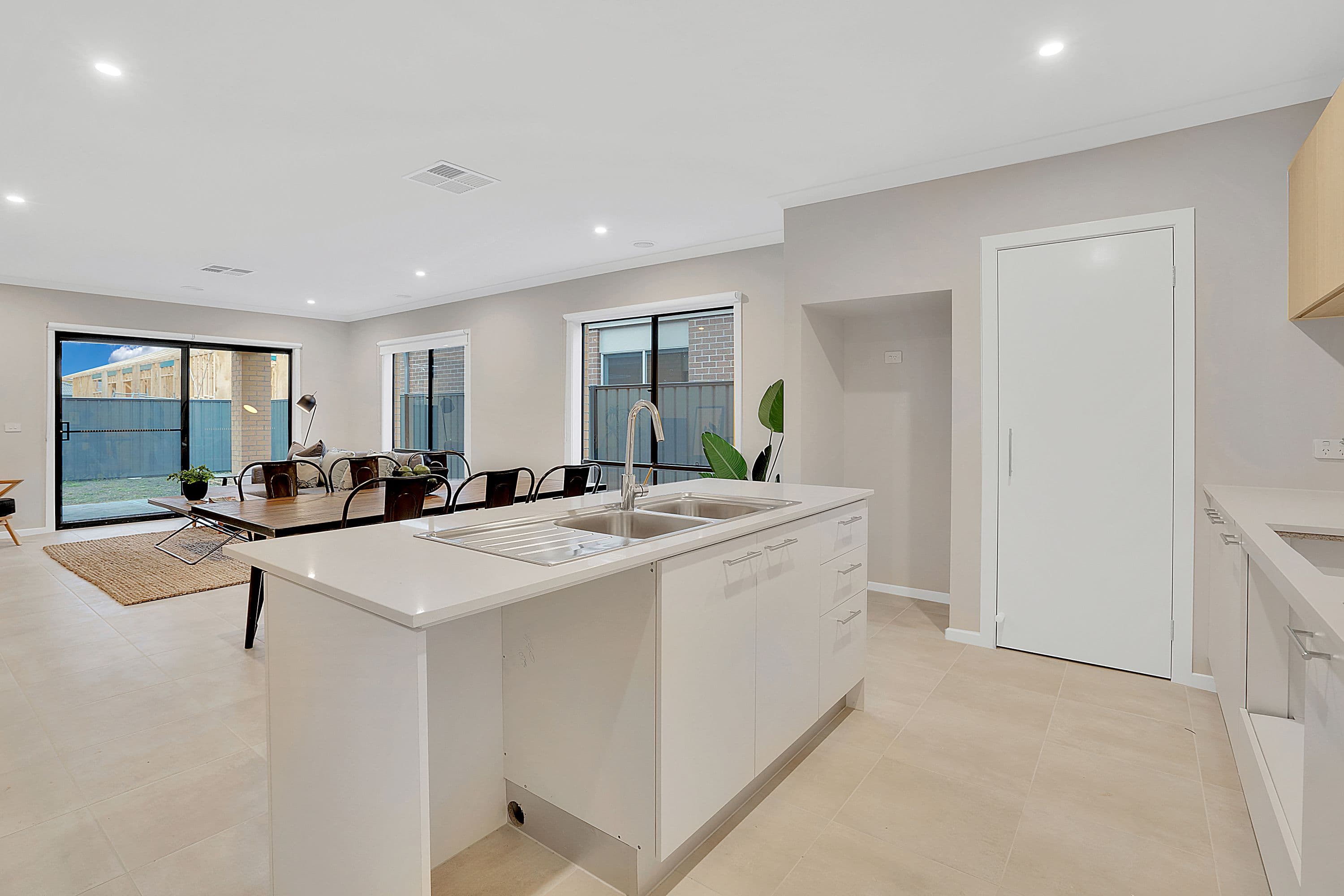 58 Rhyolite Drive, Craigieburn VIC 3064, Craigieburn - Thumbnail 5