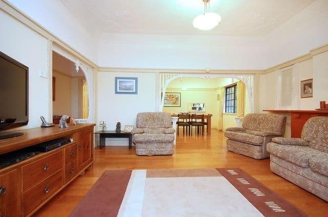 23 Thomson Street, Greenslopes QLD 4120, Greenslopes - Thumbnail 4